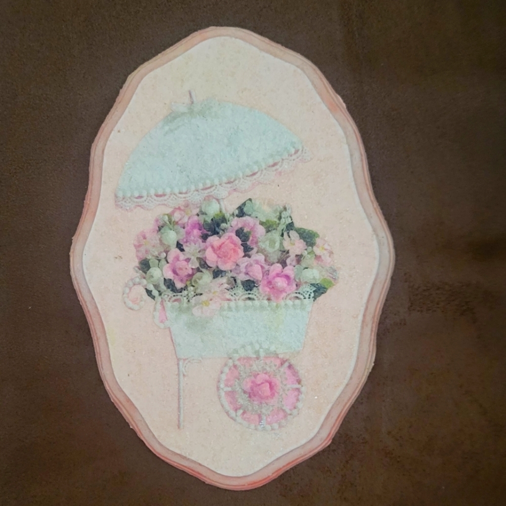 Wall decor - Picture 2 of 2
